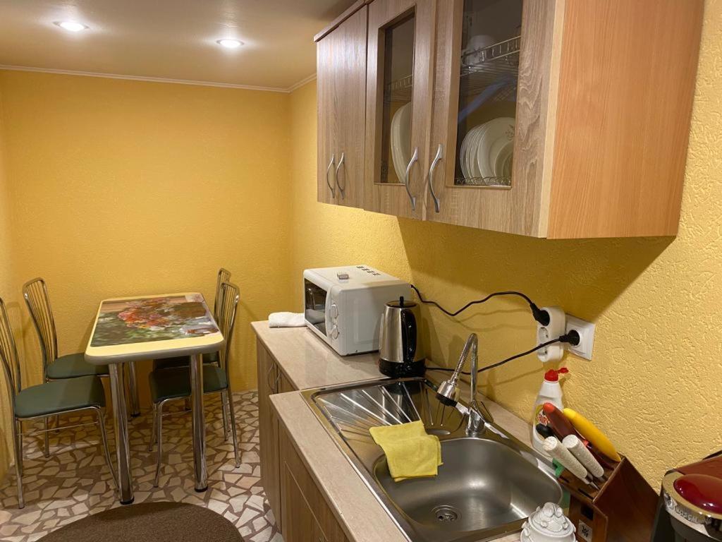 Apartament Mansarda Appartement Curtea de Argeş Buitenkant foto